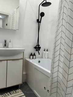 Полноценная двухкомнатная квартира в центре столицы - 9