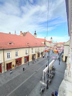 Bălcescu Square Apartments - 9
