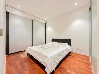 Burwood Grand Service Apartment - 8