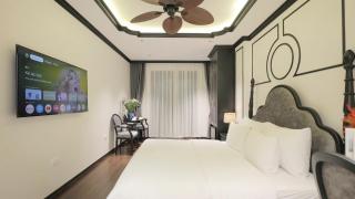 Royal Hotel - Trinh Van Bo, Nam Tu Liem - 1