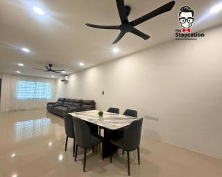 Staycation Homestay 80 Stutong Baru near Aeroville - 8