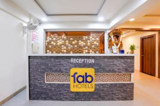 FabHotel Arsh Executive Inn - 8