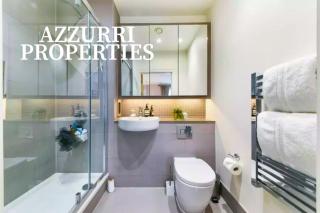 Luxury Apartment by Azzurri Properties Short Lets & Serviced Accommodation Canary Wharf with King Size Beds and Balcony - 7