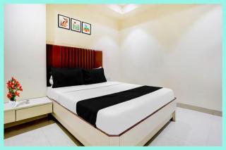 Hotel Shree Ramlala Devsthanam Near Ram janam Bhoomi Temple 400m- Shri Hanuman Garhi Mandir 500m- Free Wifi-Restaurant and Free parking Facility - Fully Air conditioning Premium Room- Best Hotel In Ayodhya - 0