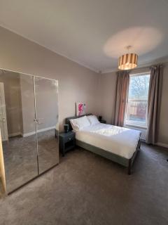 The Bluebird B&B III - 3