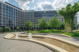 Downtown apartment in the heart of the new city center, 4 guests, parking - 7