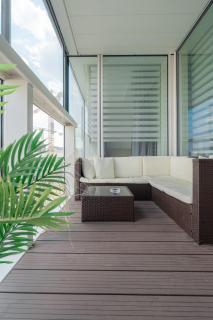 Downtown apartment in the heart of the new city center, 4 guests, parking - 8