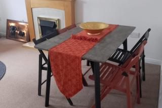 2 Bed - Sleeps 4 - Free Parking - 4