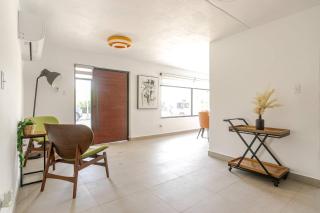 Lux Gem-Mins to SJU-Private Pool-Tesla S - 2