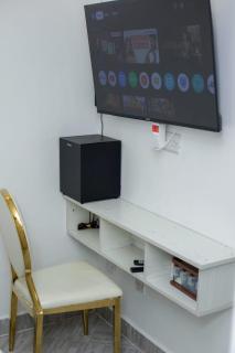 Whispering Palms Studio- Inside kunste Hotel - 9