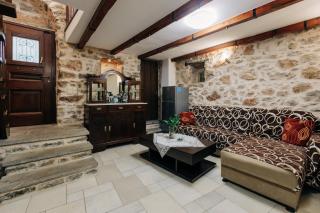 Domus Grande Avgonima - Medieval House with Balcony - 4