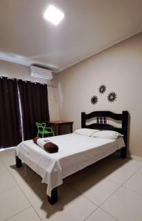 Becker Center Hotel - 4