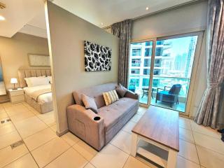 SUNRISE HOMES - Near JBR Walk & Beach - Lovely Studio - 9