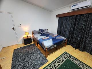 Jetsetter's Guest House - 3