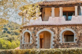 ISA-Residence with private beach in Marinella - 2