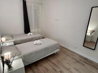 New House - Garden park bbq - 3