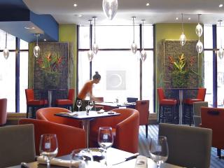 Novotel Montreal Center - 8