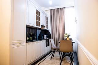 Lumi Apartments - One BR Apartments On Republic Square - 3