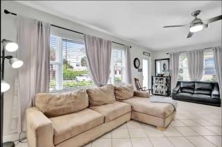 Cozy three bedroom near Hollywood beach - 1