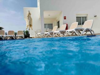 Villa Queen -10- - 4