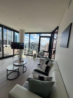 Modern 2b2b home in Central Sydney - 1