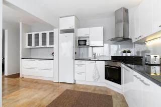 Arctic Sky Apartment - 3