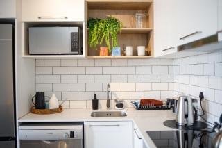 212 Seahorse - Spacious 2 Bedroom Premium Unit - 6