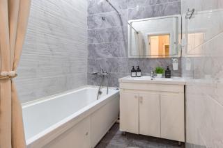 Трех комнатные апартаменты в новом доме рядом с Батырмол - 2