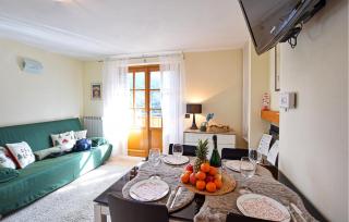 Amazing Apartment In Vione With Wifi - 8