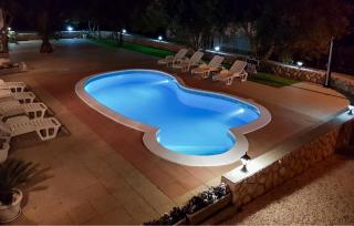 Beautiful Apartment In Rab - 1