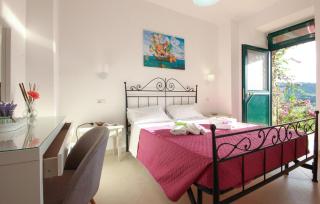 Gorgeous Home In Laureana Cilento - 3