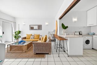 38 Thira-Ocean Breeze Retreat - 3