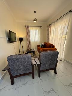 Waridi is a modern, cosy penthouse in Mtwapa town - 9