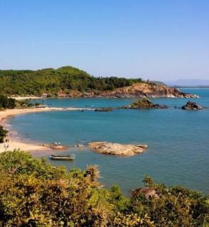 Heaven Beach AC Stay - 1