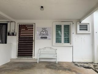 D' Ara SZ Homestay - 0