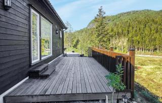 3 Bedroom Awesome Home In Strandebarm - 9