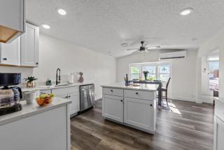 Sunshine-Heated Pool-Ft Myers Beach-Pickleball! - 5