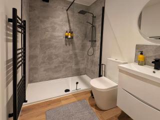 Luxury eco retreat cabins in Shropshire - 3