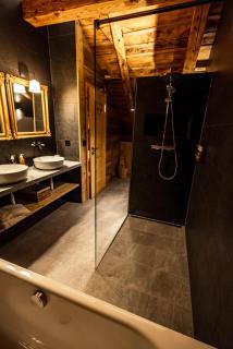 Au 17 Chambre d'hôtes, Rte du Village 17, 1875 Morgins - 1