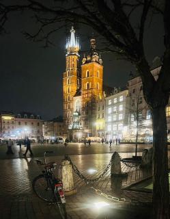 Jacuzzi & Bike Apartment, Krakow - 8