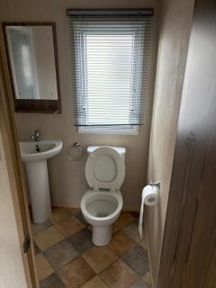 TLJ Caravan Hires - 7