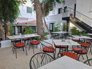 Kentrikon 1924 Boutique Hotel, Old Town - Paphos - 6