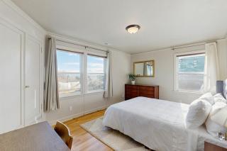 Beacon Hill Overlook - 1