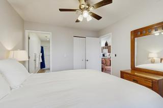 Lantern Bay Retreat - 1