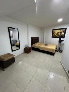 Acogedora Casa Cerca Del Graffiti De La Comuna 13 - 8