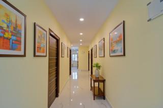 FabHotel Srikara Grand Luxury Rooms - 8