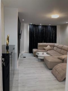 Quiet Apartment Craiova - 4