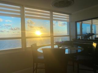 Large luxurious direct ocean front Penthouse or Deluxe 1 BR ocean front condo-Beach access- Free parking- Remodeled - 8