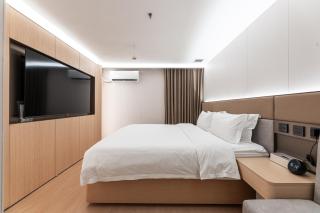 Baiyun airport KongGang airport hotel -24hours ree shuttle bus - 9