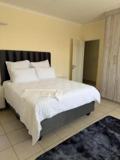 Your easy stay OR Tambo - 3